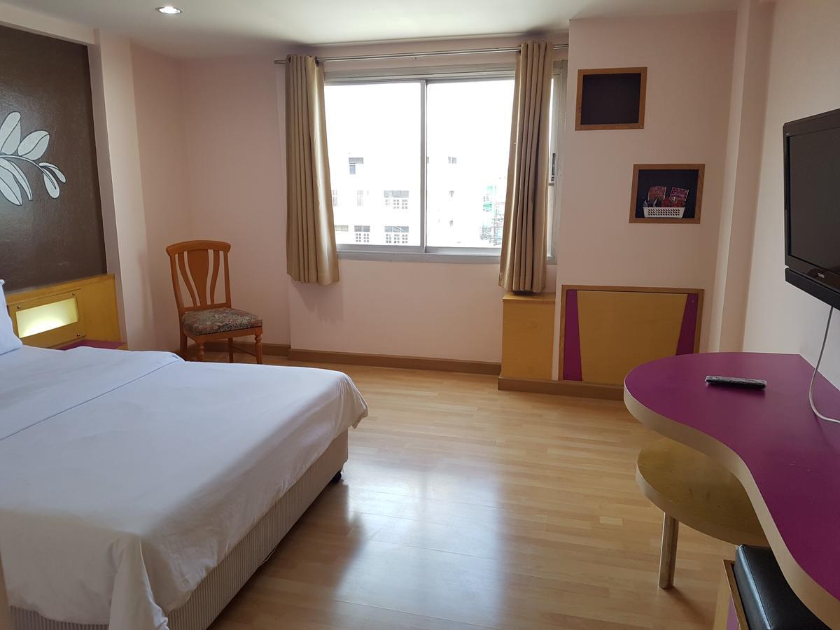 K.S.Pavilion Hotel Nakhon Ratchasima Ngoại thất bức ảnh