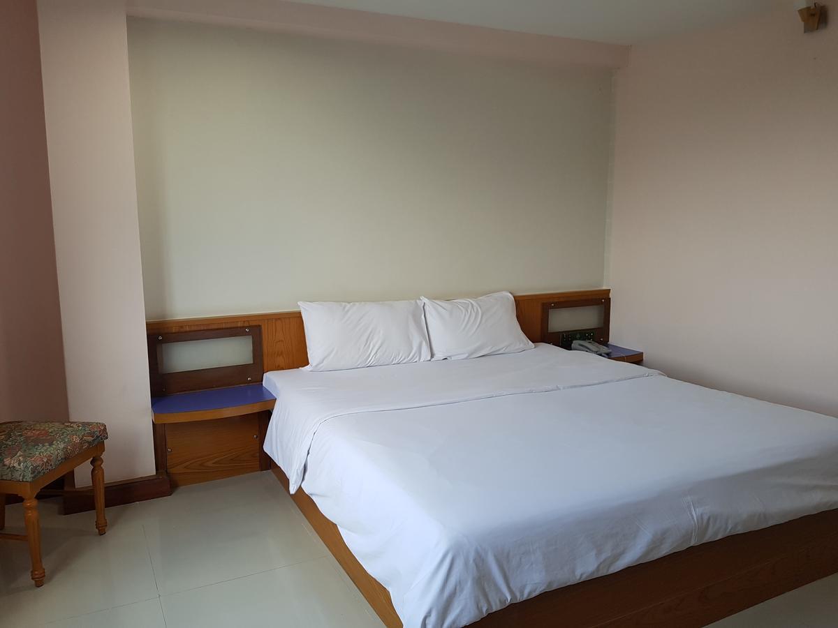 K.S.Pavilion Hotel Nakhon Ratchasima Ngoại thất bức ảnh