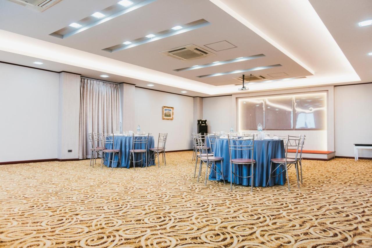 K.S.Pavilion Hotel Nakhon Ratchasima Ngoại thất bức ảnh
